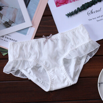 乖巧文艺安静纯色 纯棉刺绣蕾丝木耳飞边低腰三角内裤女学生甜美 白色