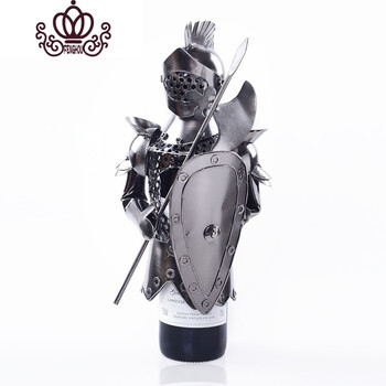 中世纪骑士铠甲勇士红酒架橱窗装饰饭店摆件厨
