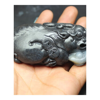 wkoud新疆和田玉籽料青花籽料黑白分明苏工新货谛听未打磨玉雕手把件