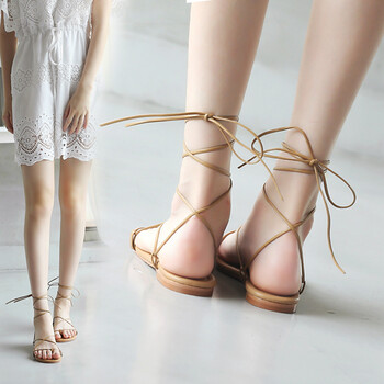 疾步(jibu)交叉绑带凉鞋女夏2018新款女士平底百搭仙女蛇形缠绕黑色