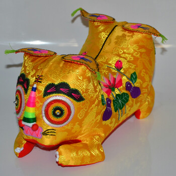 布老虎枕头婴儿传统特色纯手工刺绣布艺玩具中国风小礼品宝宝 黄色龙