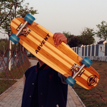 竹木大鱼板 鱼板 激光镭射 刷街代步板四轮滑板