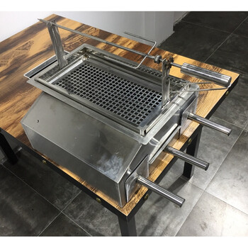 定做烤羊腿桌复古餐厅实木无烟木炭烧烤桌烤羊腿炉子商用烤肉店桌椅