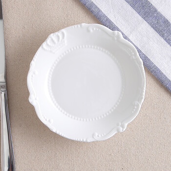 纯白陶瓷盘子欧式碟子浮雕盘盘点心镂空圆盘西点餐具 6英寸圆形皇冠
