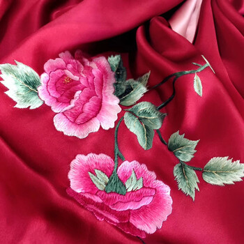 杭州丝绸真丝刺绣围巾女桑蚕丝苏绣披肩丝巾礼品 长枝牡丹盘扣红色