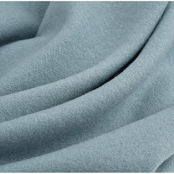 2018韩版秋冬季羊毛围巾女纯色披肩百搭加厚保暖长款披肩两用 香脂绿