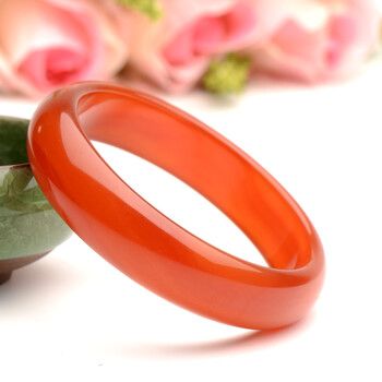 睿戈ruigea艺沁轩红绿玛瑙玉手镯女款玉髓镯子附证书盒子玉器玉石红色