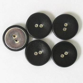 衣服扣子包扣 皮两孔扣2眼扣黑色真皮包扣纽扣扣皮衣扣气眼真皮扣黑色