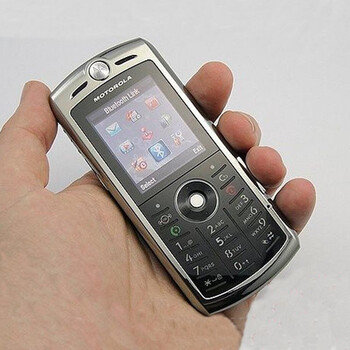 摩托罗拉 l72全新直板按键备用手机老人手机 秒杀 黑色(主机 2电池