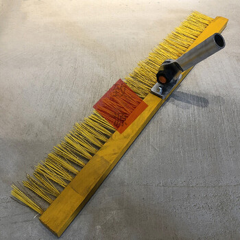 定制混凝土水泥路面拉毛器 马路刻纹器手动拉毛刷修路表面不锈钢拉毛