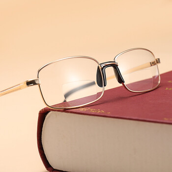 老花镜男远近两用高清智能变焦自动两用舒适老年人花镜女200度睛 金色