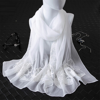 白色丝巾2018冬季刺绣围巾披肩长款纱巾棉麻女春秋薄 春暖花开-白色