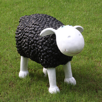 金福喜 花园卡通肖恩羊摆件庭院装饰品公园幼儿园玻璃钢雕塑摆设 hy