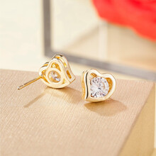 【狂欢价仅19】韩版时尚气质百搭爱心耳钉