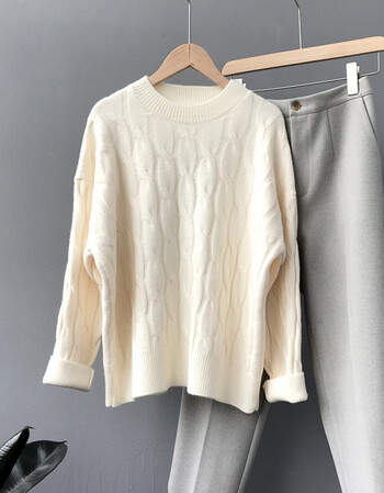麻花纹理复古纯色中领毛衣女 米色 均码