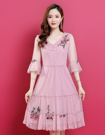 粉色玛丽网纱刺绣连衣裙夏新款裙子高端复古气质收腰小黑裙仙粉红色中