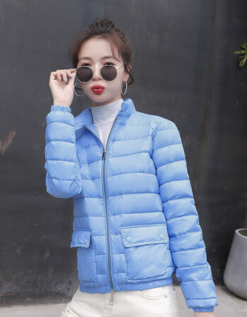 湖蓝色的羽绒服怎么搭配 湖蓝色羽绒服搭配图片-第1张图片-潮百科