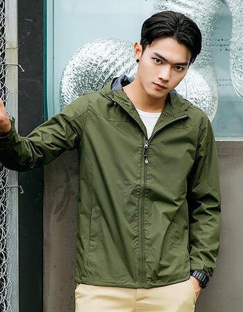 ar连帽春秋装男士夹克男秋季外套棒球服潮流衣服防晒衣 唐 森马维狮