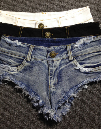 修身显瘦包臀低腰牛仔裤齐比破洞百搭短裤齐b裤女夏热裤潮 牛仔蓝 m码