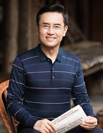 爸爸秋装t恤男长袖中老年毛衣男装中年男士长袖针织衫薄款父亲装 182