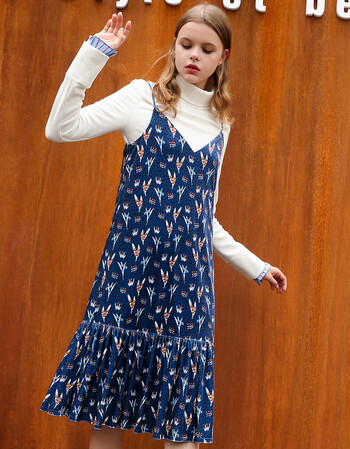 伊布都ibudu2017冬装新品 丝绒印花荷叶边吊带连衣裙女e742625l40