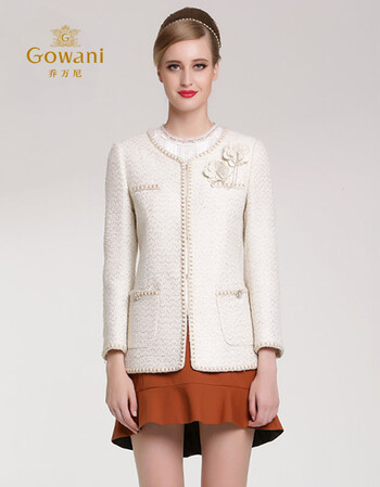 乔万尼秋季清仓女装 绣花百搭小香风清新短外套女 时尚气质上衣 白色