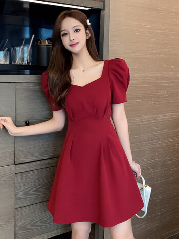 拉夏贝尔泡泡袖红色连衣裙女夏收腰显瘦气质女神范方领法式小红裙小