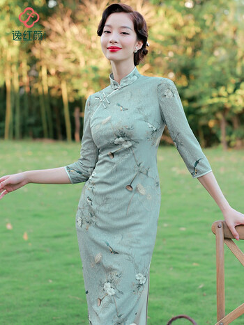 逸红颜荷韵2021年秋季新款七分袖中国风弹力旗袍女国画图案女裙藕荷粉