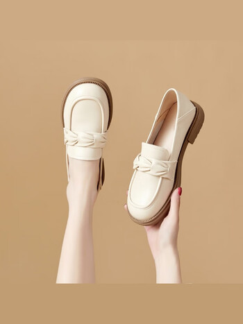 卓诗尼菜森尼白色乐福鞋女2023冬秋季新款粗跟英伦风小皮鞋平底休闲单