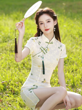 皮尔卡丹国际品牌小清新蕾丝旗袍改良年轻款少女小个子短款国潮新式