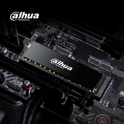 固态970evo和plus(alhua TECHNOLOGYC970PLUS固态硬盘是否值得入手)