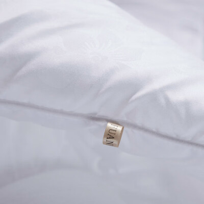 富安娜 健康安梦七孔抗菌大豆被 203*229cm(1500g)