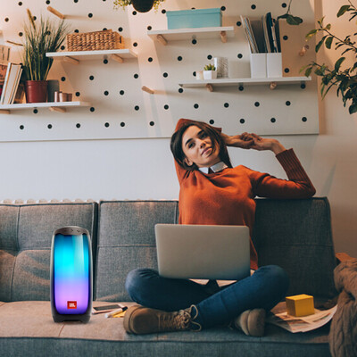 jbl蓝牙音箱各款对比（JBLPULSE4蓝牙音箱评测说真相）-图片3