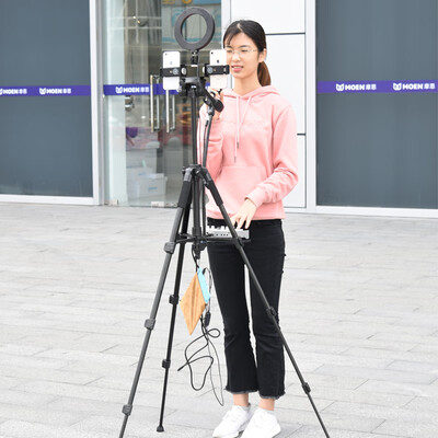 轻装时代q2直播声卡和耳机（轻装时代Q2直播声卡评测说真相）