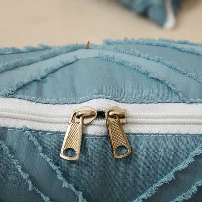 無印良品 剪花绒抱枕被 MUJI-XJ22-06