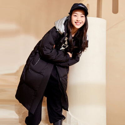 雪中飞长款羽绒服黑色女款160测评看真相（雪中飞羽绒服怎么洗最好）