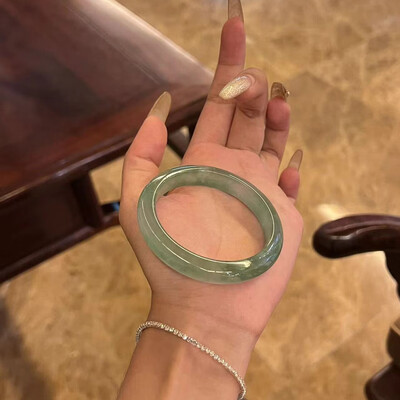 慕公子月下花台手镯56mm57mm现货翡翠玉石到底如何,值得入手吗（慕公子月下花台手镯56mm57mm现货翡翠玉石体验效果好吗）-图片3