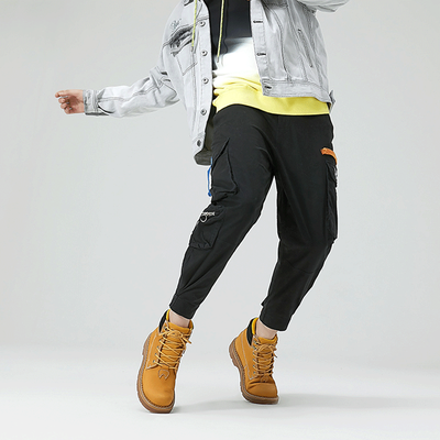 军绿马丁靴配什么裤子好看（CAMEL39码军绿大黄靴男男士马丁靴怎么样）