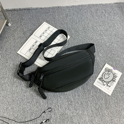 斐月伽男士斜挎包大容量休闲包包夏天运动随身腰包大学生多功能小挎包 黑色