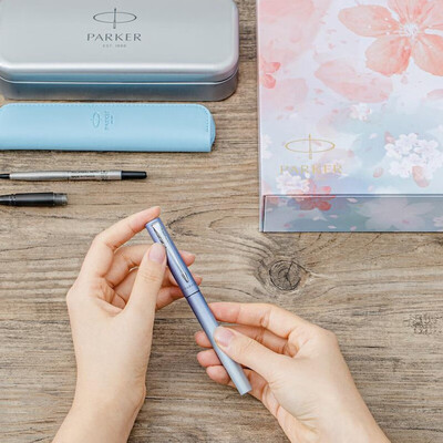 派克（PARKER） 威雅XL樱花蓝墨水笔单支礼盒