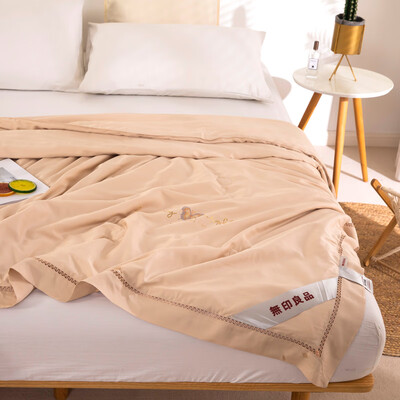 無印良品 莫代尔蚕丝被1650g 200*230cm MJ-B22-22