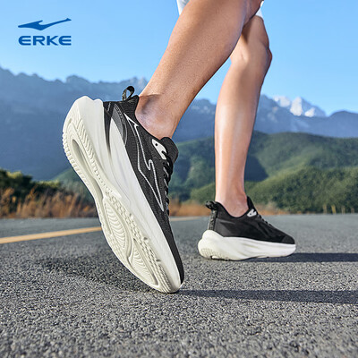 鸿星尔克追风2.0V2男跑步鞋41码好不好(鸿星尔克跑步鞋哪个系列好)