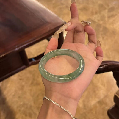 慕公子月下花台手镯56mm57mm现货翡翠玉石到底如何,值得入手吗（慕公子月下花台手镯56mm57mm现货翡翠玉石体验效果好吗）-图片1