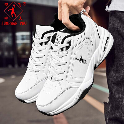 乔丹运动鞋与乔丹格兰运动鞋的区别(乔丹格兰 增高加绒高帮鞋 白色 42男士雪地靴怎么样)