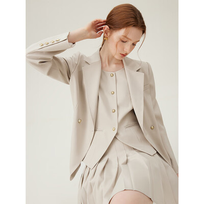 范思恩蓝这个牌子衣服好吗(范思蓝恩 24FS11075 女西装 黑色 S码西服质量烂不烂)