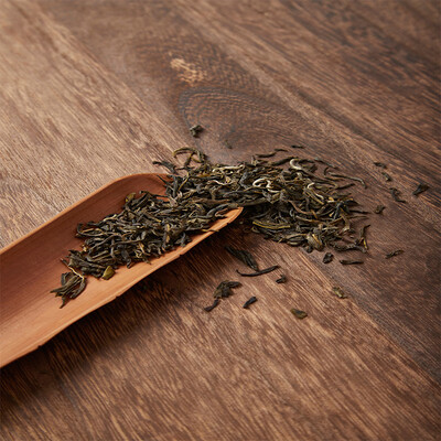 茉莉花茶和毛尖哪个好（茉莉花茶测评看真相）