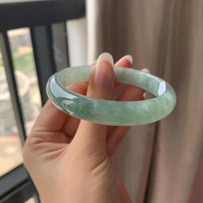 慕公子晚春晓景翡翠手镯58mm翡翠玉石到底如何,值得入手吗（慕公子晚春晓景翡翠手镯58mm翡翠玉石测评看真相）