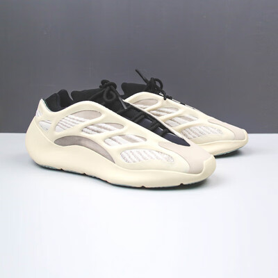 阿迪达斯FW4980 Yeezy 700 V3老爹鞋测评看真相(阿迪达斯老爹鞋鞋带怎么系)