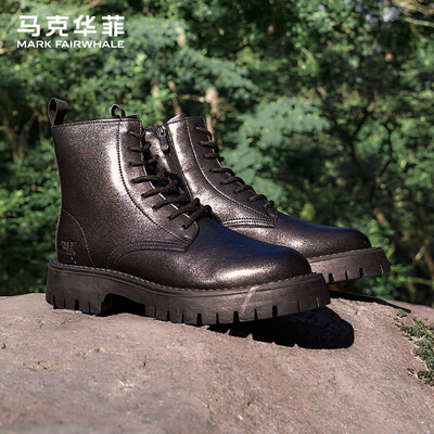 马克华菲和森马马丁靴一样（马克华菲40码卡其马丁靴男男士马丁靴评测说真相）