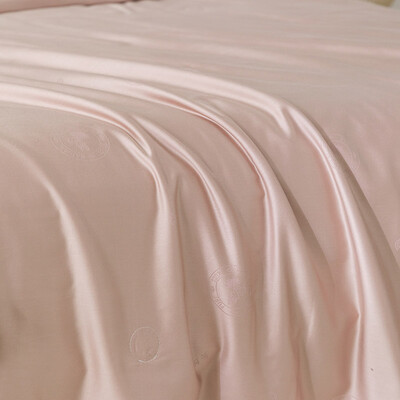 路易卡罗（Louis Kellog）莱赛尔提花蚕丝被 LK-8818